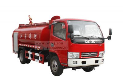 國(guó)五東風(fēng)小多利卡4噸消防灑水車(chē)